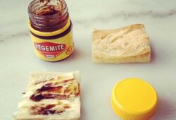 ¿Qué es el Sandwiche de Vegemite? - Los Por Qué